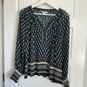 Black Printed V-Neck Long-Sleeve Blouse with Border Hem
